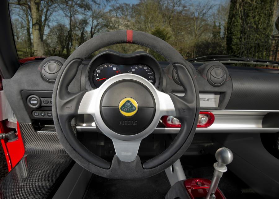 Панель приборов Lotus Elise Sprint 220 2017 года  (WW) (фото 10 из 40)